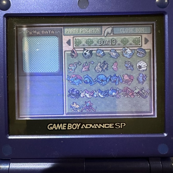 Pokemon Fire Red Authentic GBA Gameboy Advance - All 386 Pokemon - Picture 8 of 8